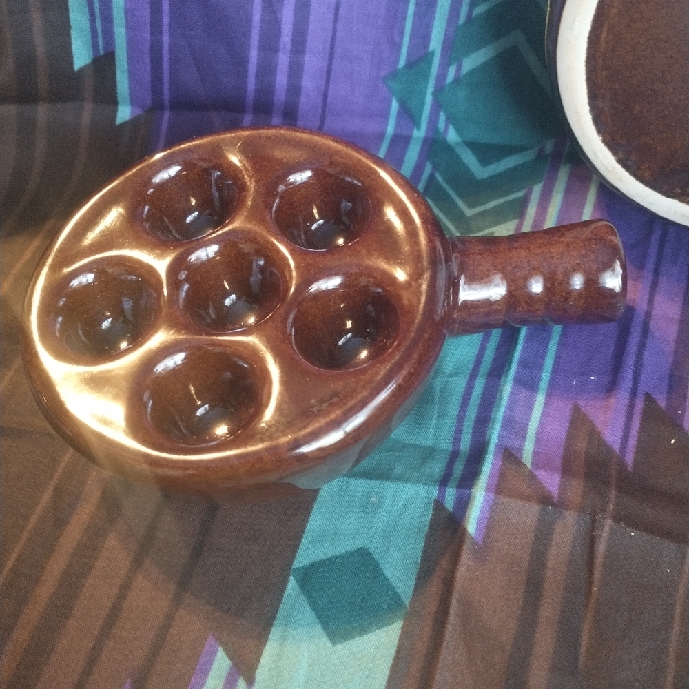 2 ROLAND BRAND ESCARGOT PLATES - Picture 2 of 8